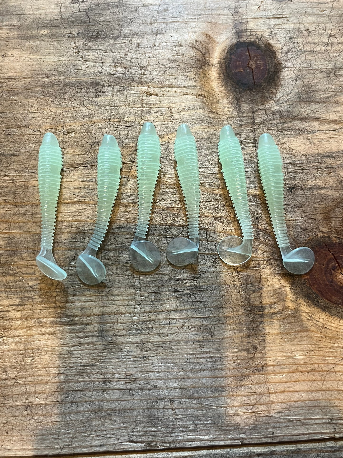 Big Griff’s bait. (3inch) 6 pack go glow (glow in the dark)